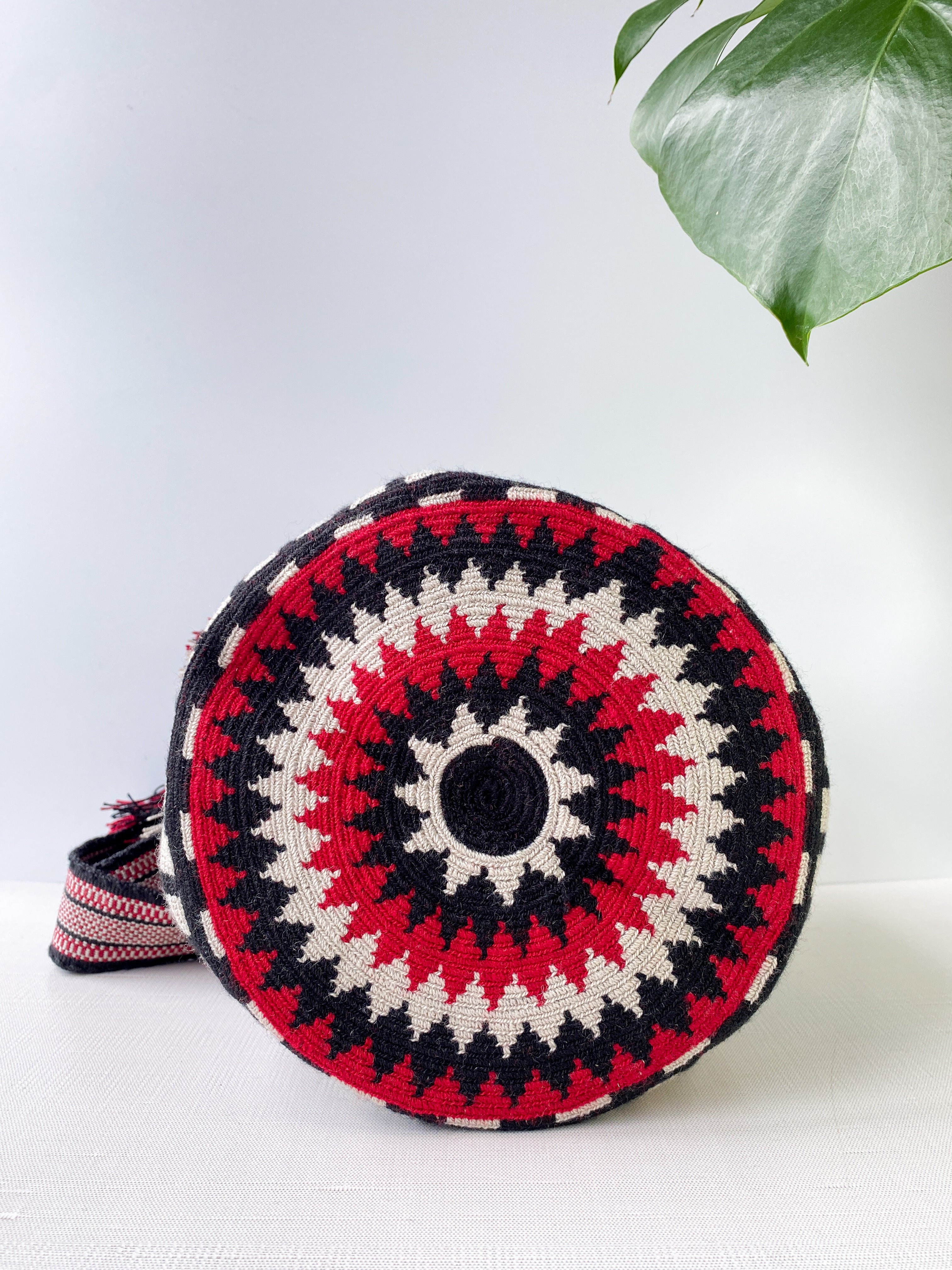 Wayuu Mochila - Medium