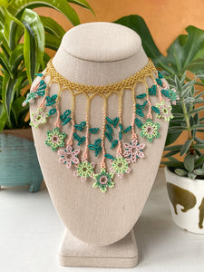 Jardín Bib Necklace - Succulent